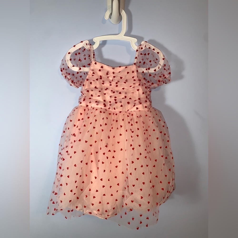 Pink Dress with Red velvet Hearts puff sleeves tulle ruched size 3/4t party